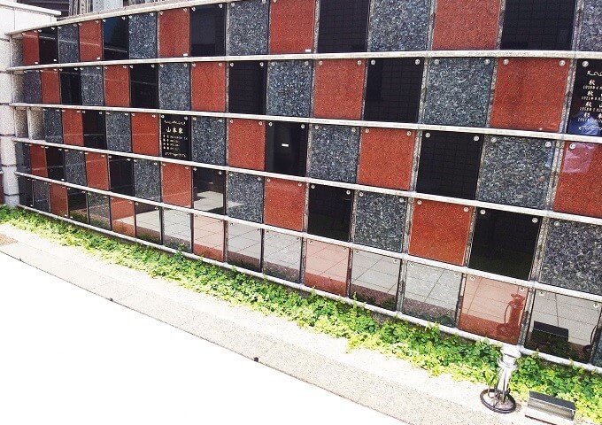 永代供養墓風の標識 壁墓地